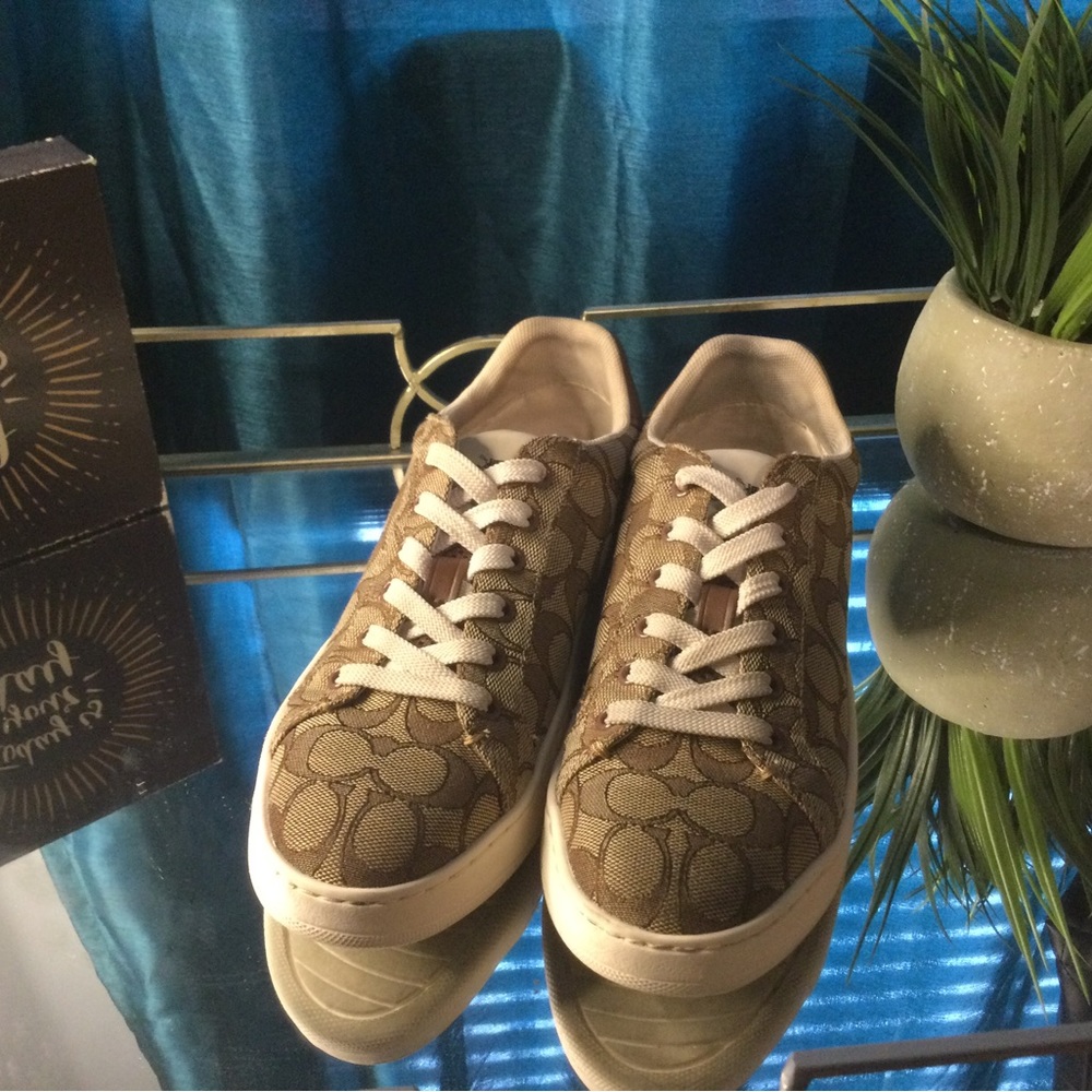 Coach sneakers. Gently worn, sz. 6.5